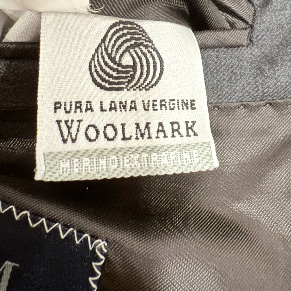 Lubiam L.B.M. 1911 suit jacket made with fabric from Ermenegildo Zegna Wool